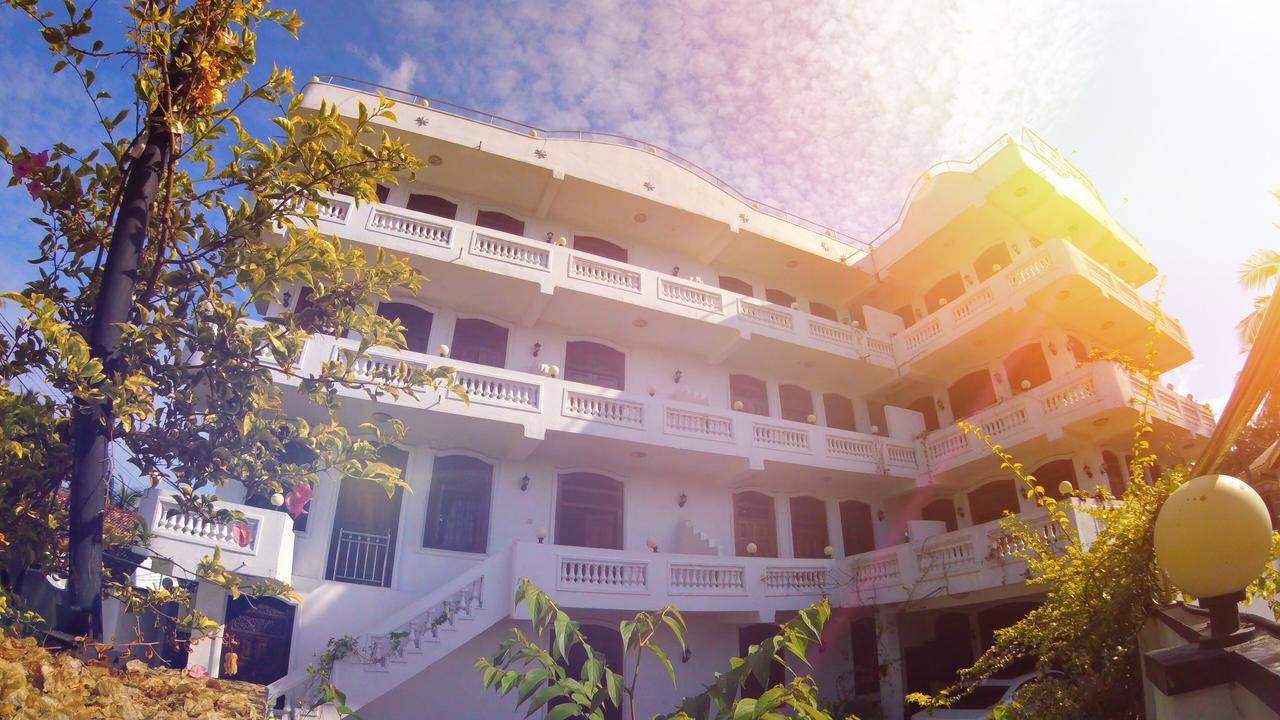Apartmán Dew Grand Regency Bataduwa Exteriér fotografie