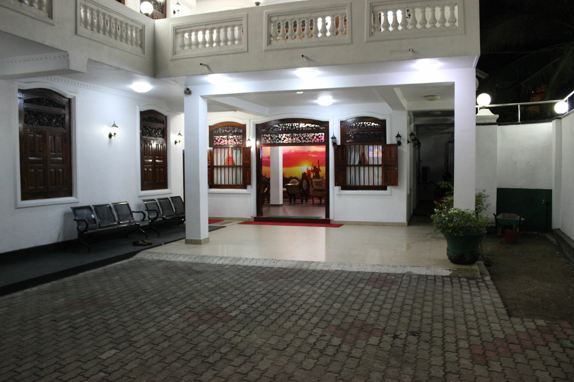 Apartmán Dew Grand Regency Bataduwa Exteriér fotografie